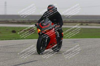 media/Nov-30-2025-TrackDaz (Sun) [[d8b22663df]]/B Group/Session 5 (Wheelie Bump)/